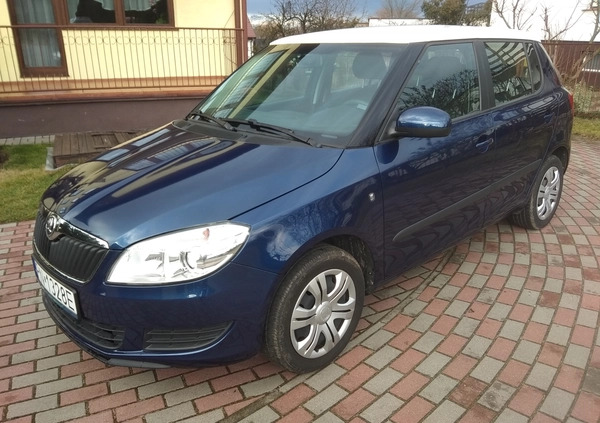 Skoda Fabia cena 21900 przebieg: 43500, rok produkcji 2011 z Konin małe 232